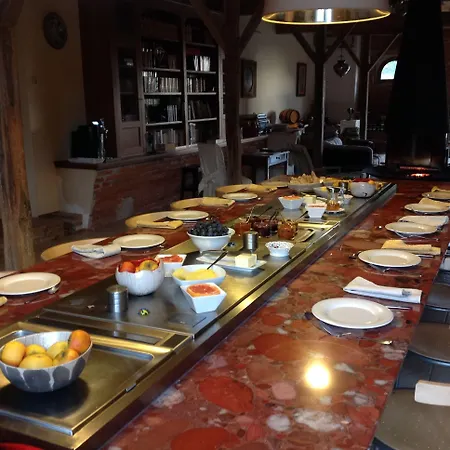 Hotel La Pasteliere 3*