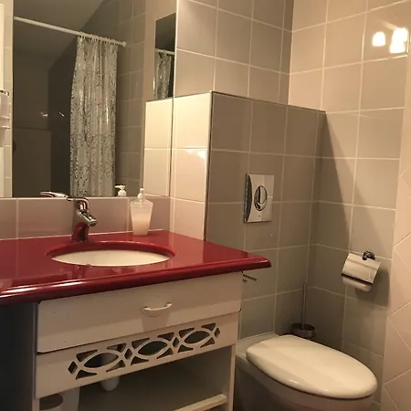 Hotel La Pasteliere 3*