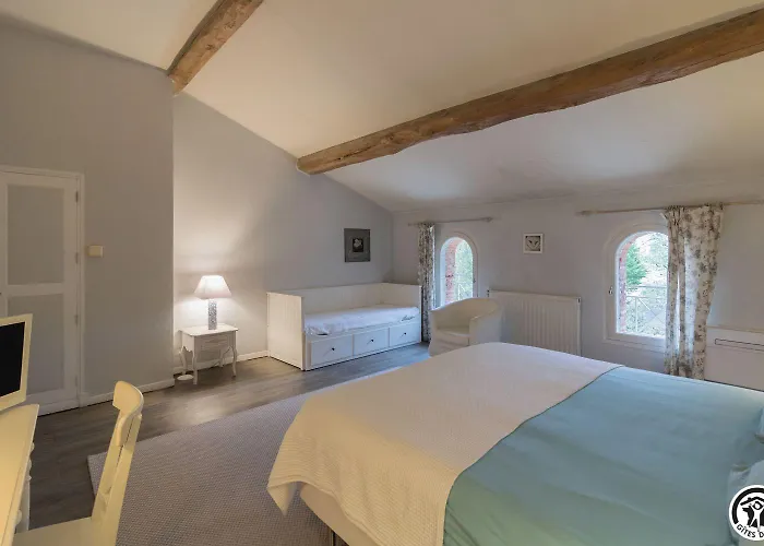 Hotel La Pasteliere 3*